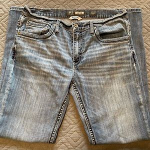 Buckle BKE Jake bootleg jeans